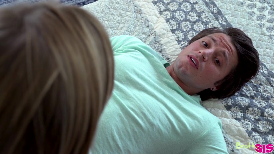 Step Sister Practices Cpr – S16-E1 – Haley Reed, Jay Romero