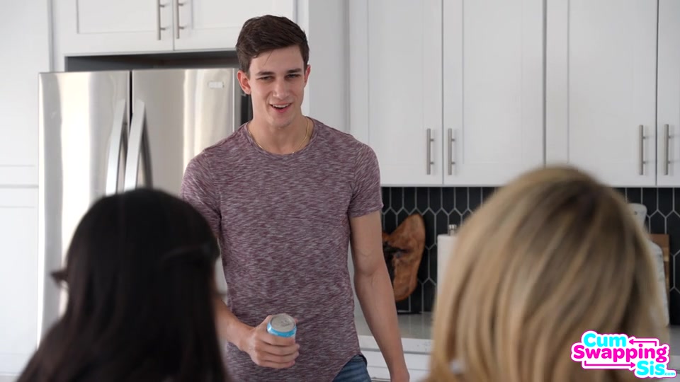 My Hot Stepsisters Horny Friend Sleeps Over – S5_E2 – Demi Hawks, Lulu Chu, Parker Ambrose